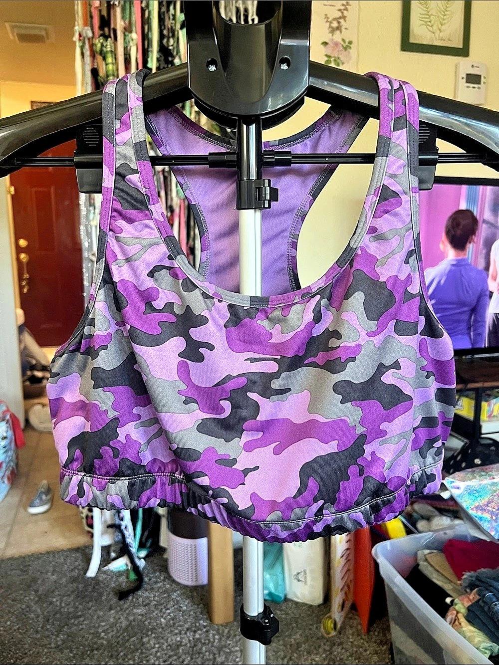 Danskin Now Purple Camo Sports Bra in Purple & Black Size XL (16-18)